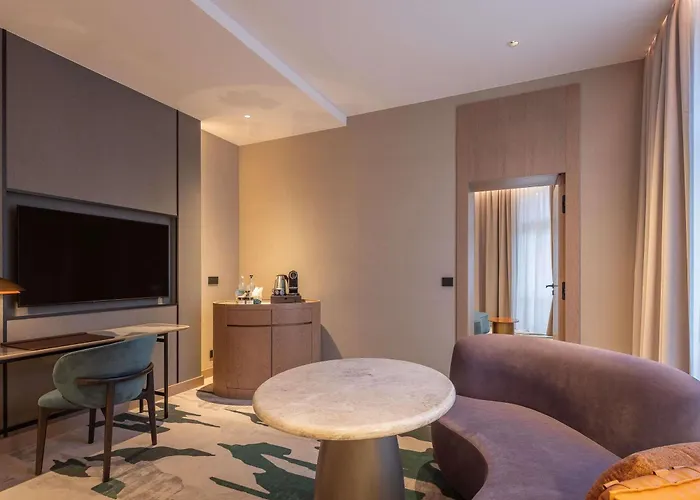 Swissotel Hotel 5*