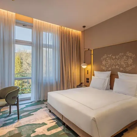 Swissotel Hotel 5*