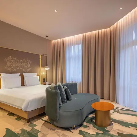 Swissôtel 5*
