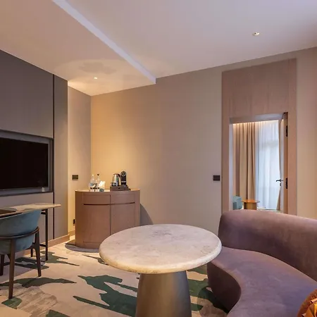 Swissotel Hotel 5*