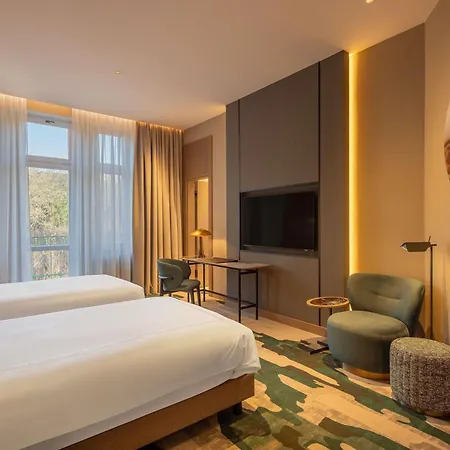 Swissotel Hotel
