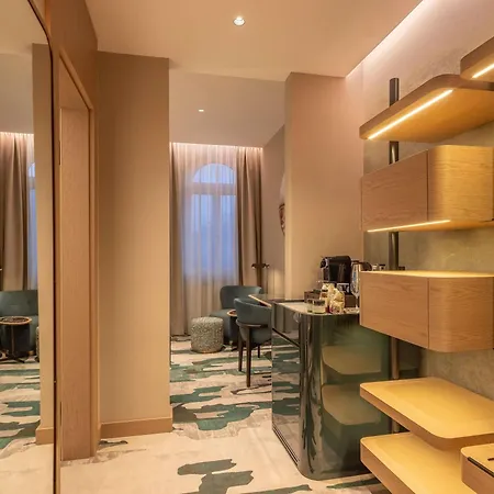 Swissôtel Hotel 5*