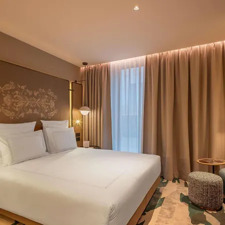 Swissôtel Hotel 5*