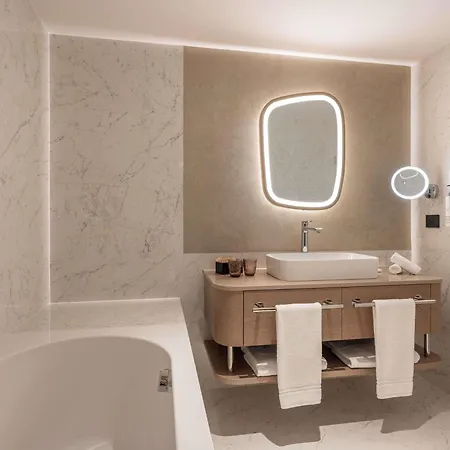 Swissôtel 5*